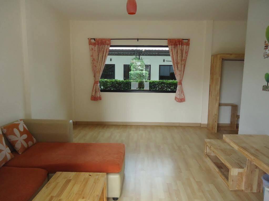 Pensão Pine Krabi