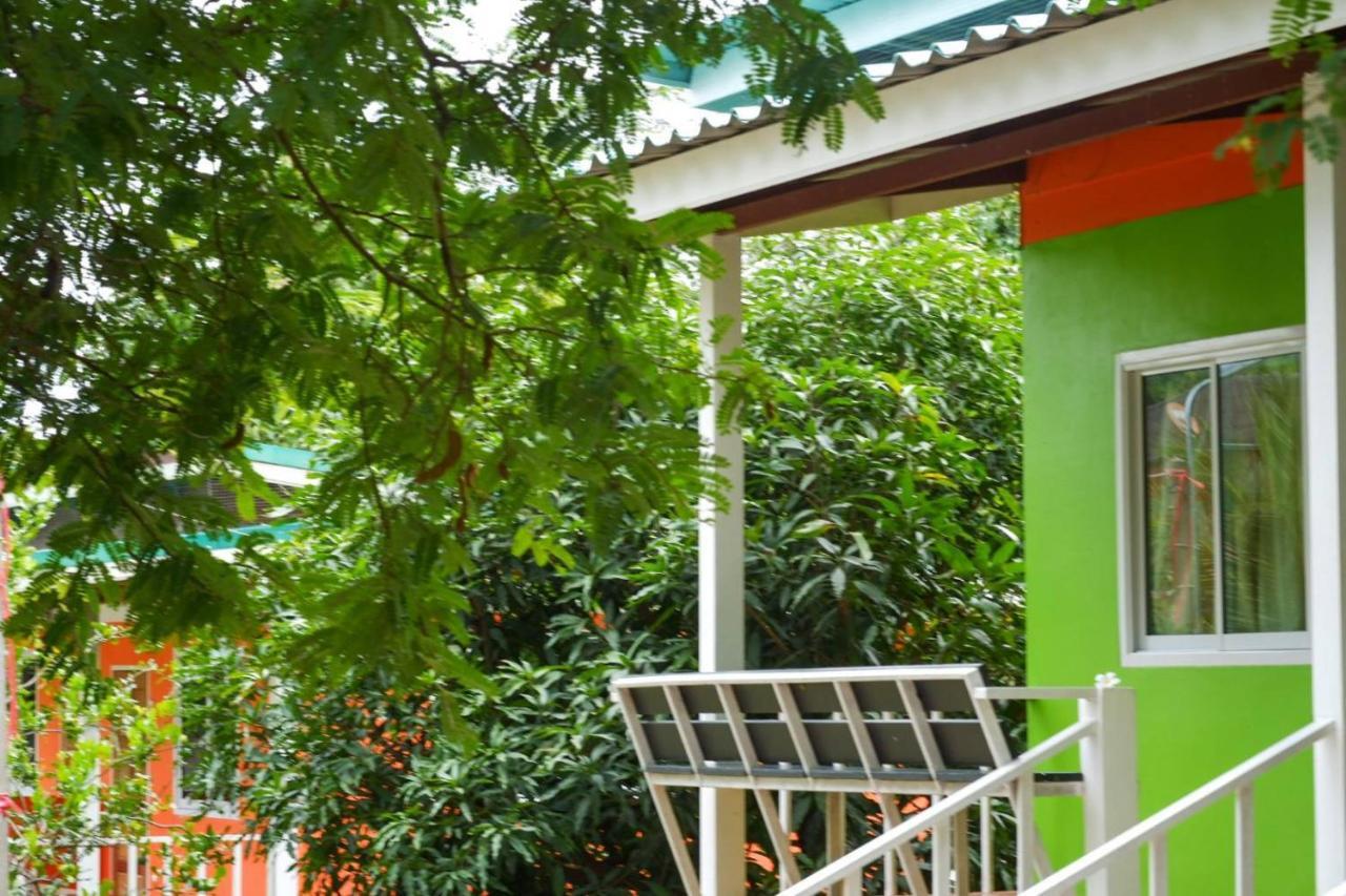 Guest house Suan Nopparat Suan Phueng