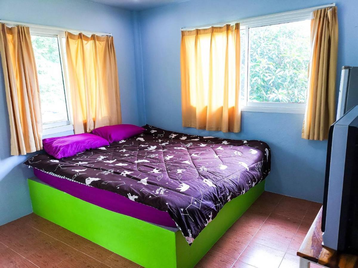 Guest house Suan Nopparat Suan Phueng