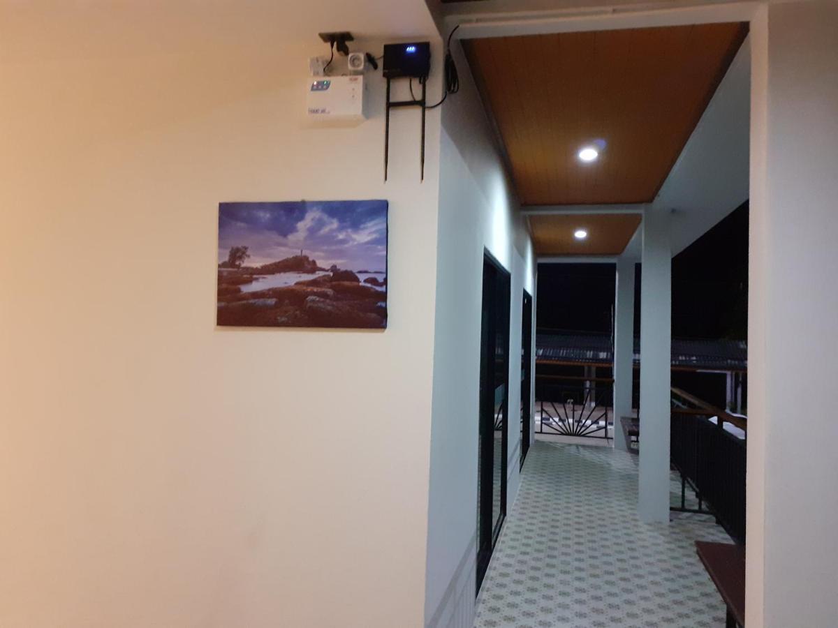 Lanta Daisy Koh Lanta