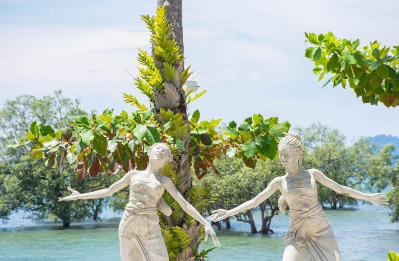 Cha-cha Krabi Beachfront Hotel 4*