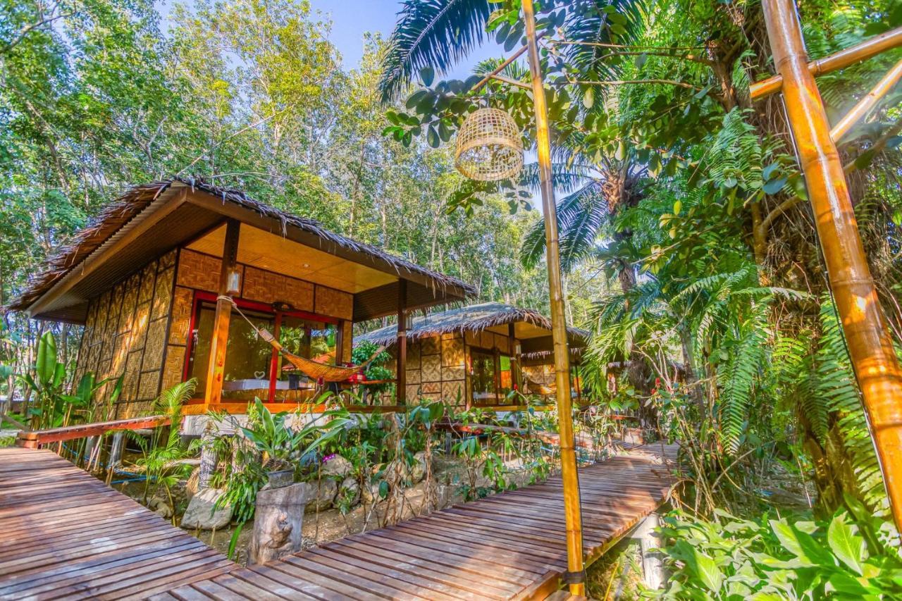 Baan Suan Guest house