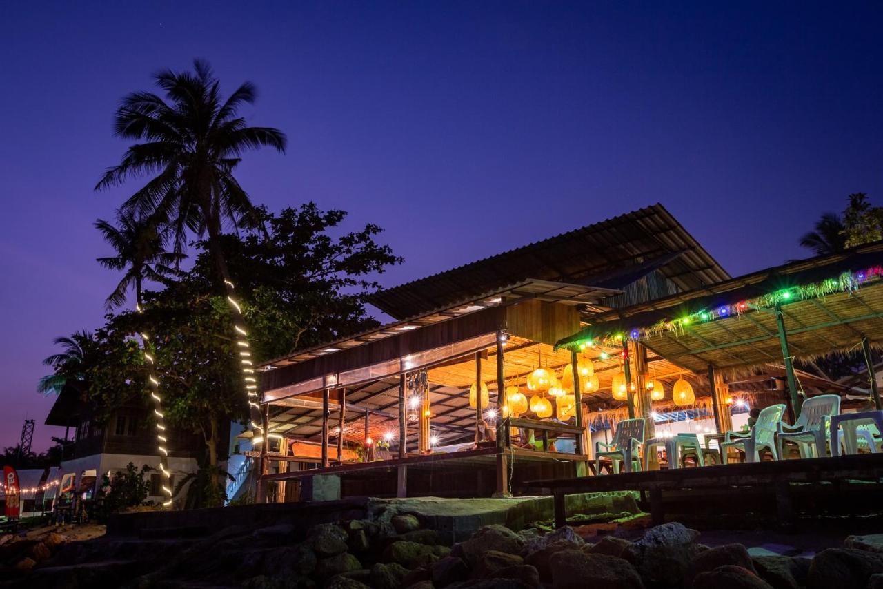 The Cosy Sunset & Restaurant Resort