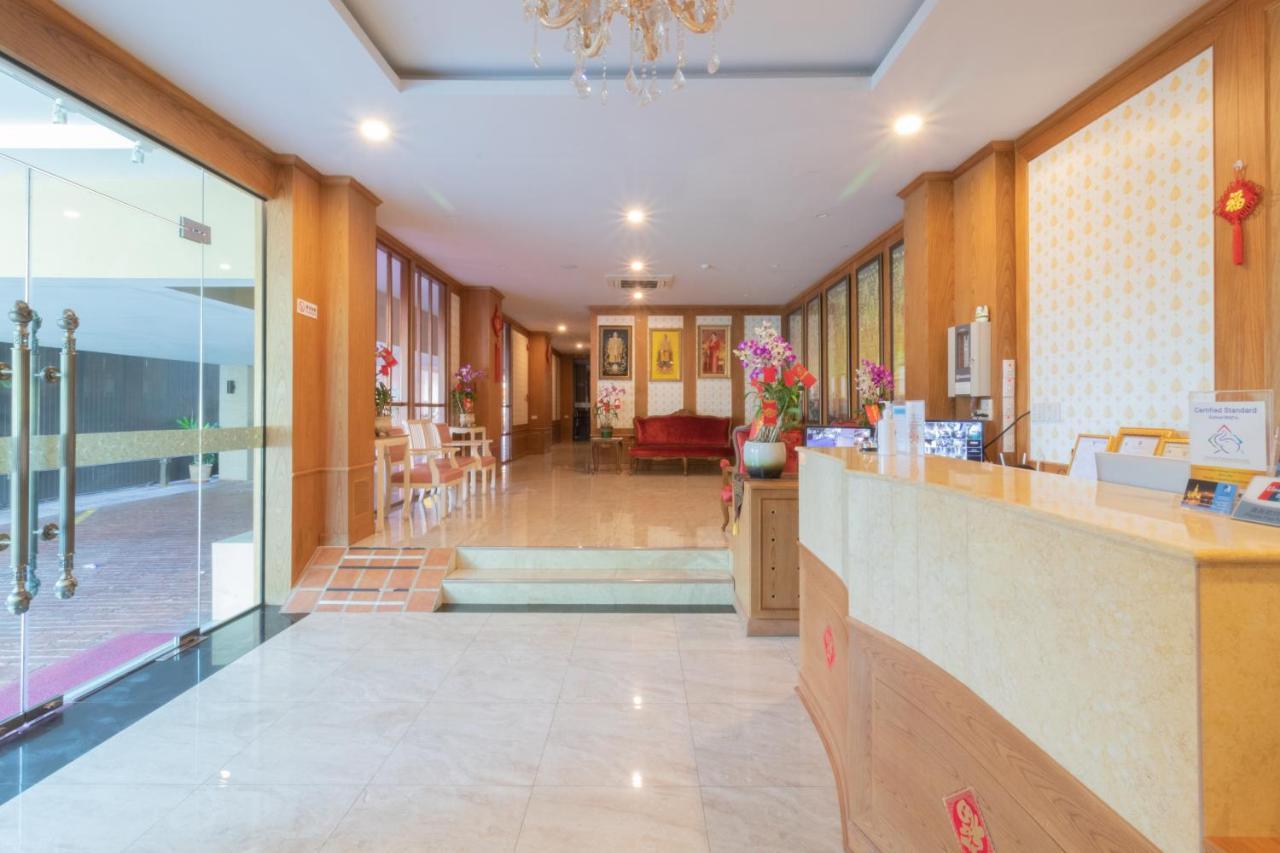 Hotel J&y Latphrao 35 Banguecoque