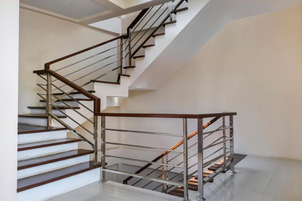 Hotel Oyo 665 Sj House